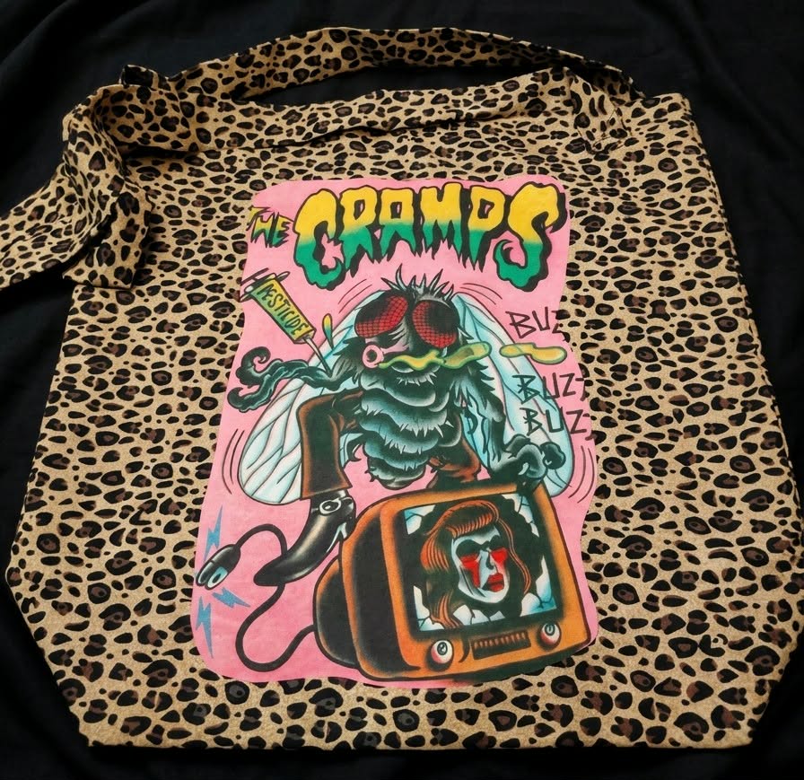 Tote bag